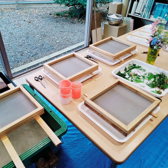 出張・紙すき体験